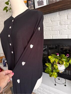 Chaser Intarsia Heart Sleeve Sweater Size Small